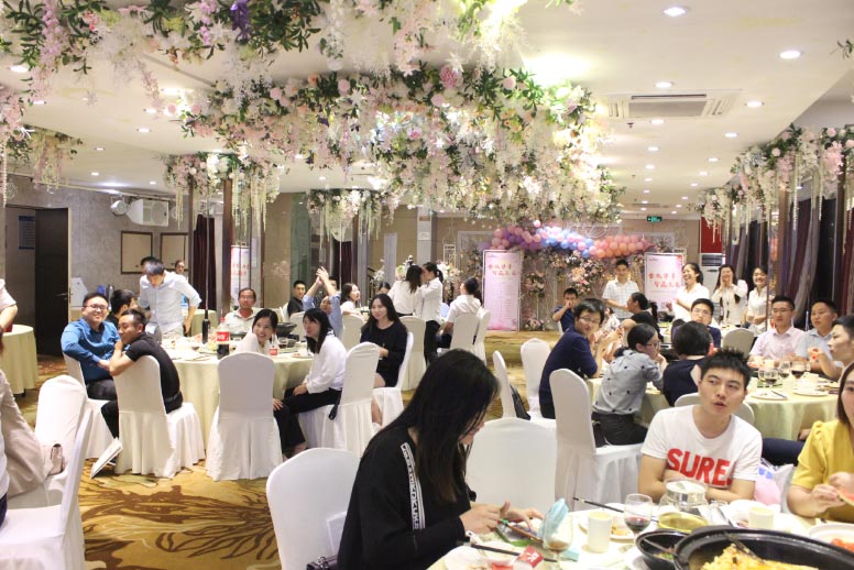 金秋華章 智贏未來(lái)——2019百度營(yíng)銷教育行業(yè)客戶中秋聯(lián)誼會(huì)圓滿落幕！